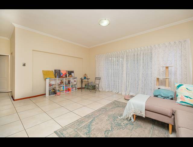 2 BEDROOM APARTMENT FOR SALE IN PARKVIEW